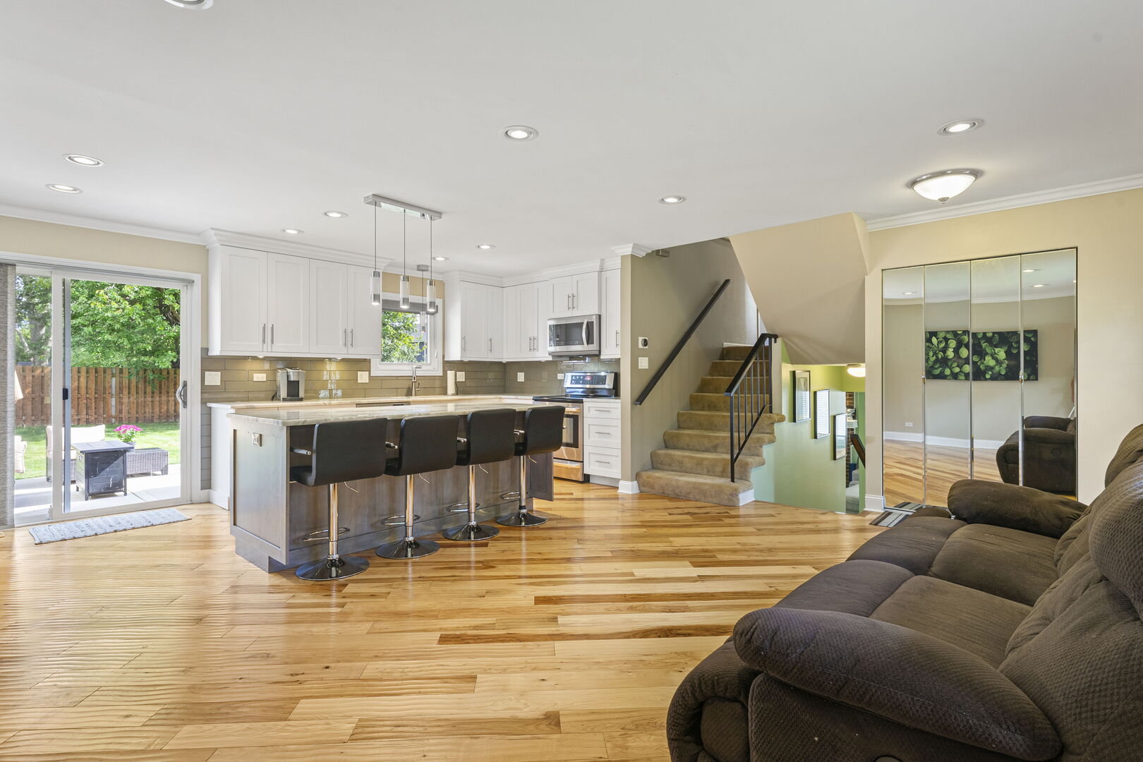 307 Albright Court, Vernon Hills, IL 60061