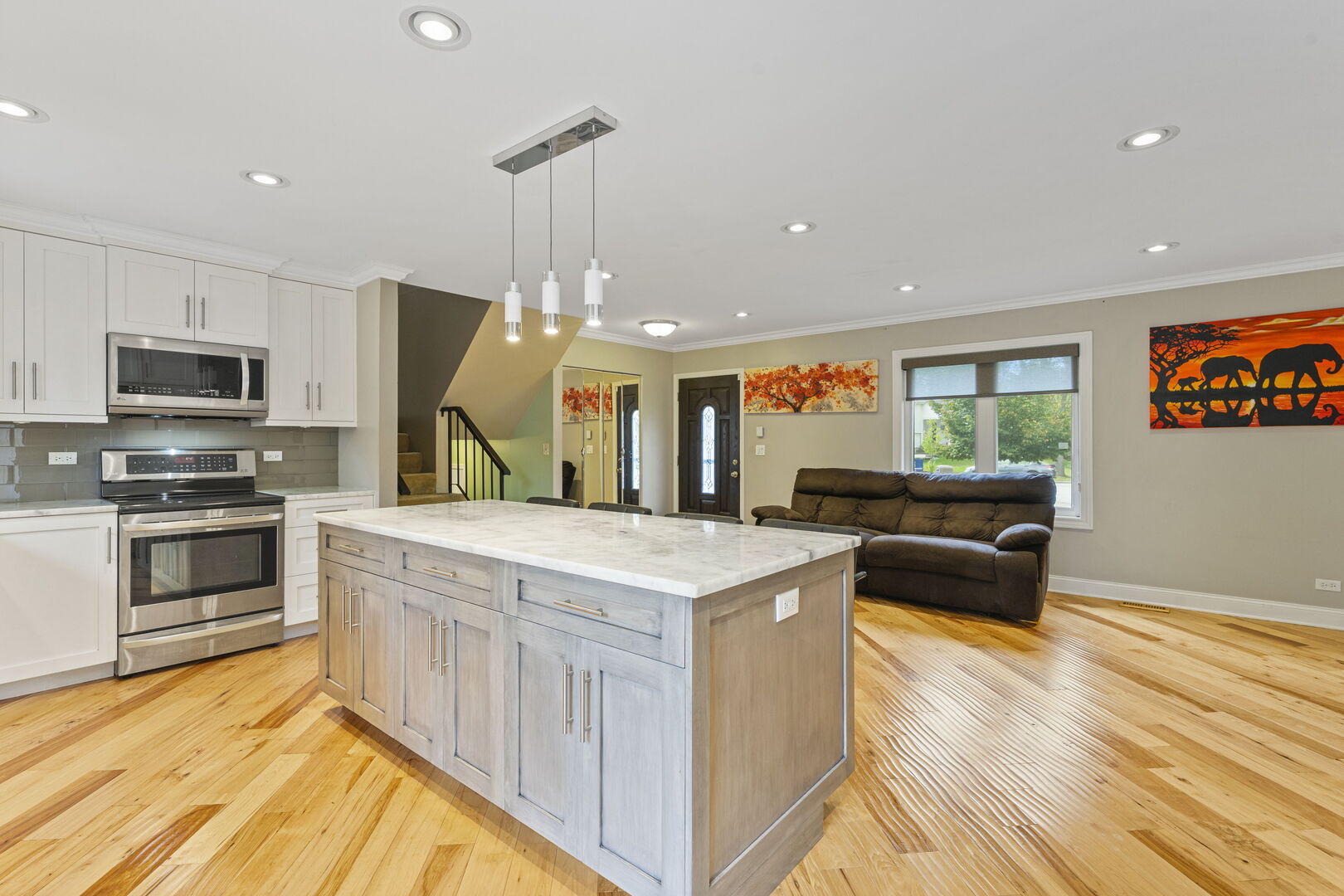 307 Albright Court, Vernon Hills, IL 60061