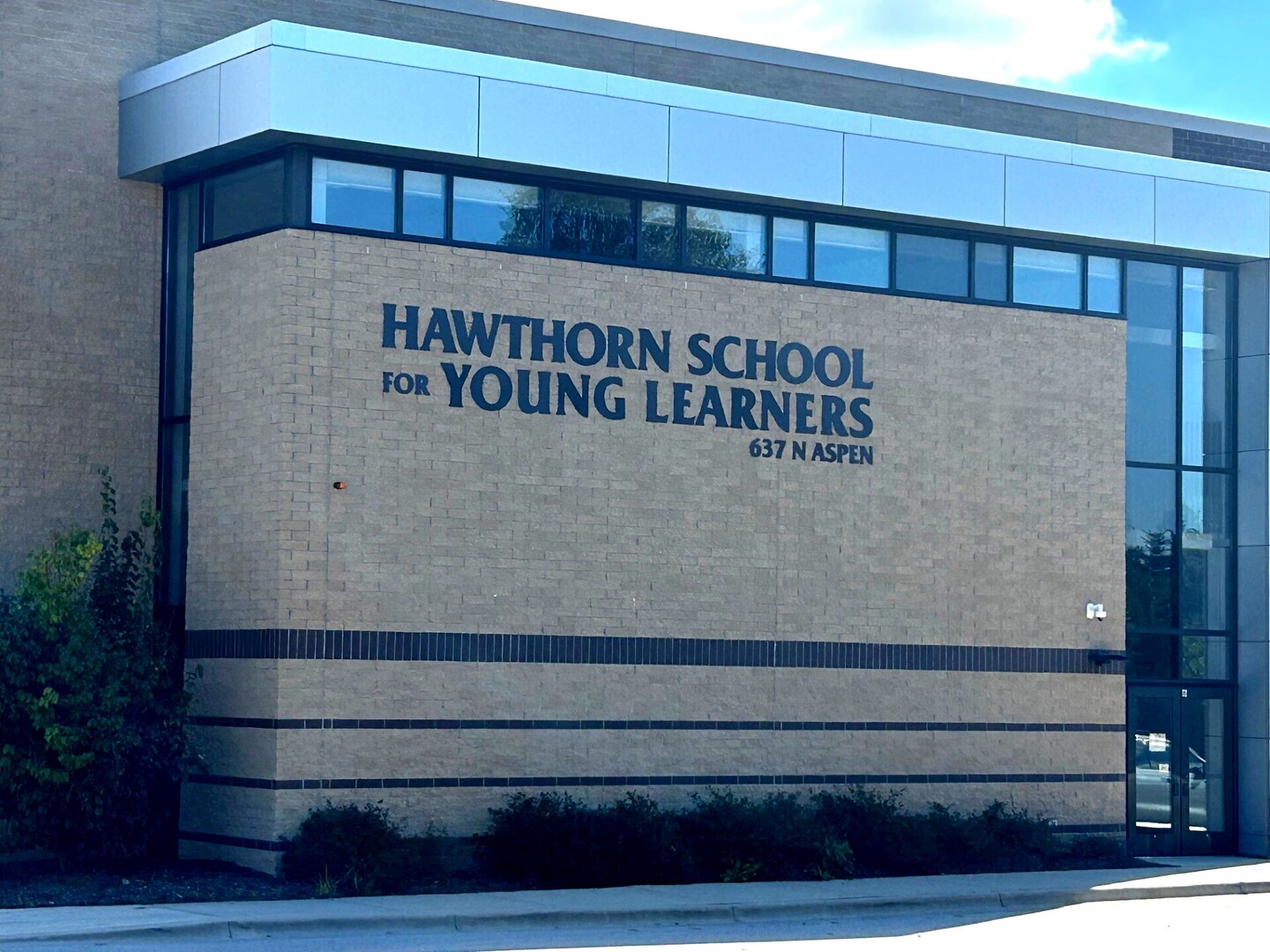 307 Albright Court, Vernon Hills, IL 60061