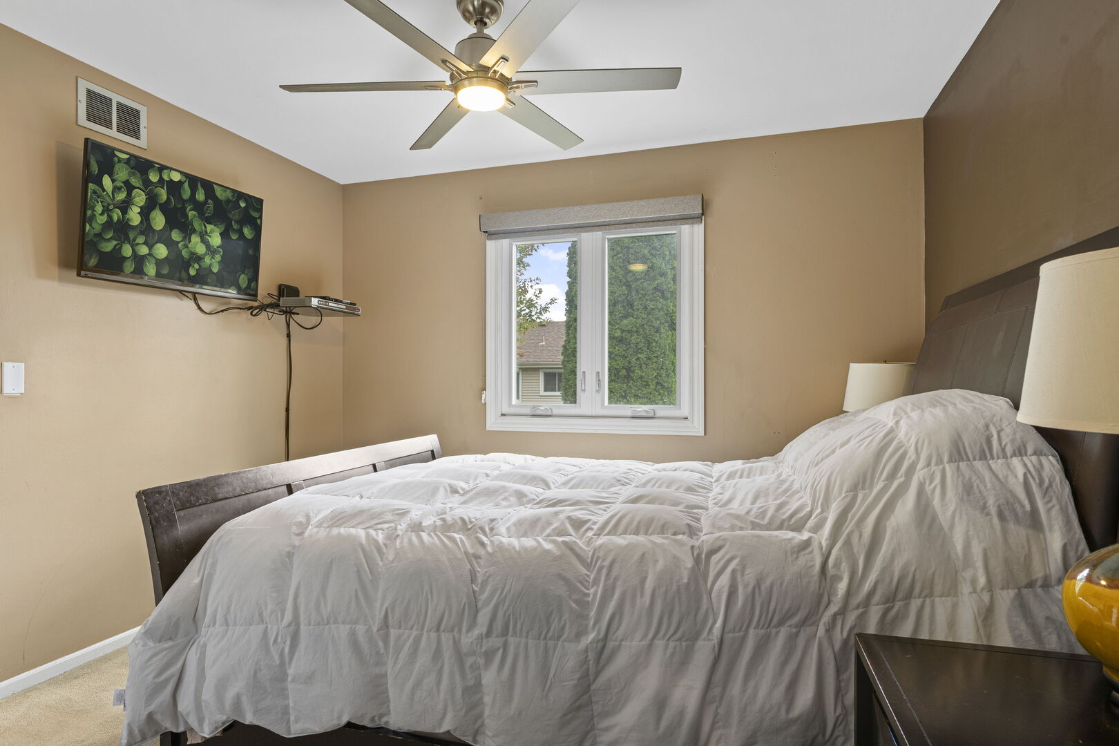 307 Albright Court, Vernon Hills, IL 60061