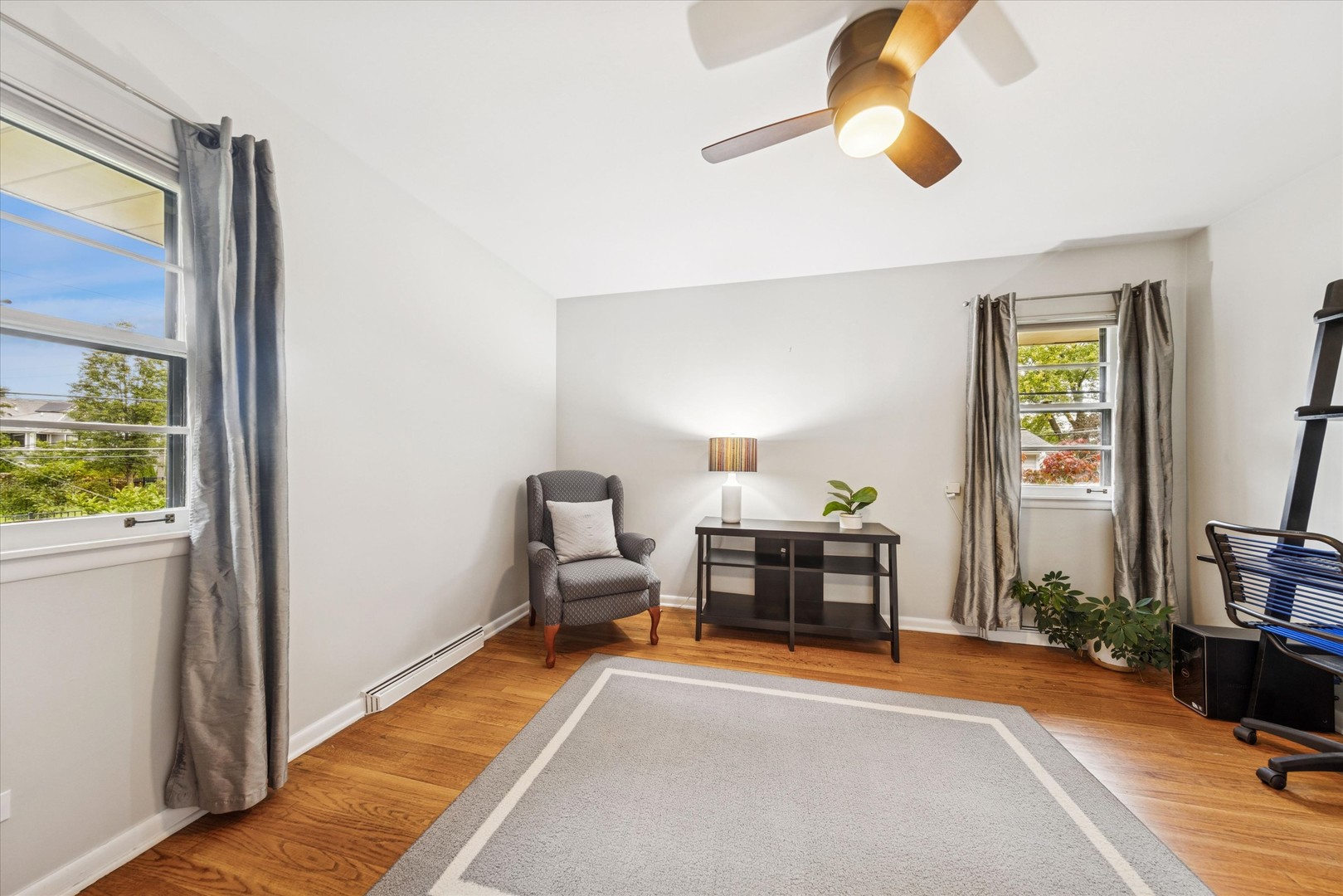 465 E Hillside Road, Naperville, IL 60540