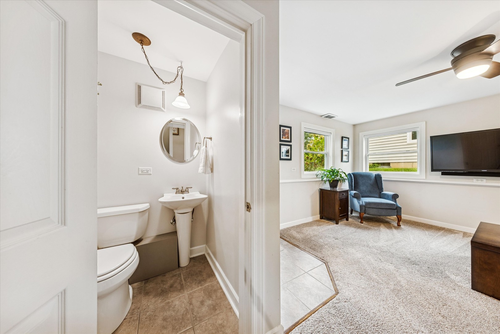 465 E Hillside Road, Naperville, IL 60540