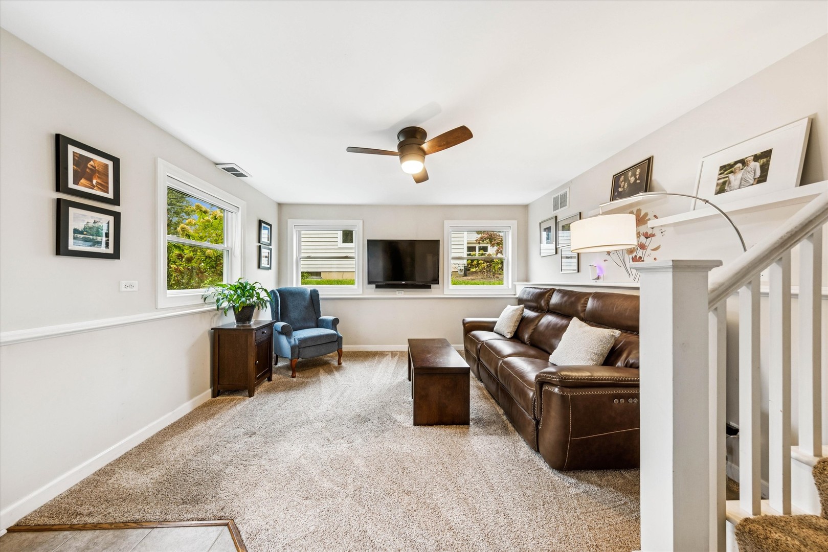 465 E Hillside Road, Naperville, IL 60540