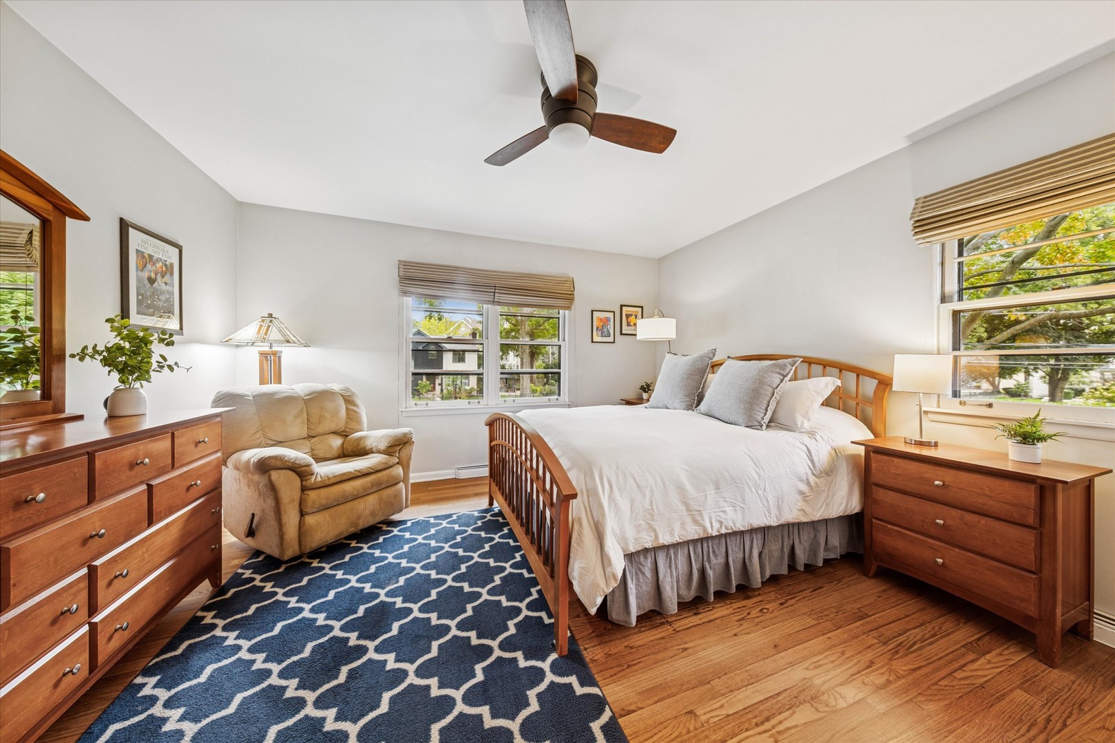 465 E Hillside Road, Naperville, IL 60540