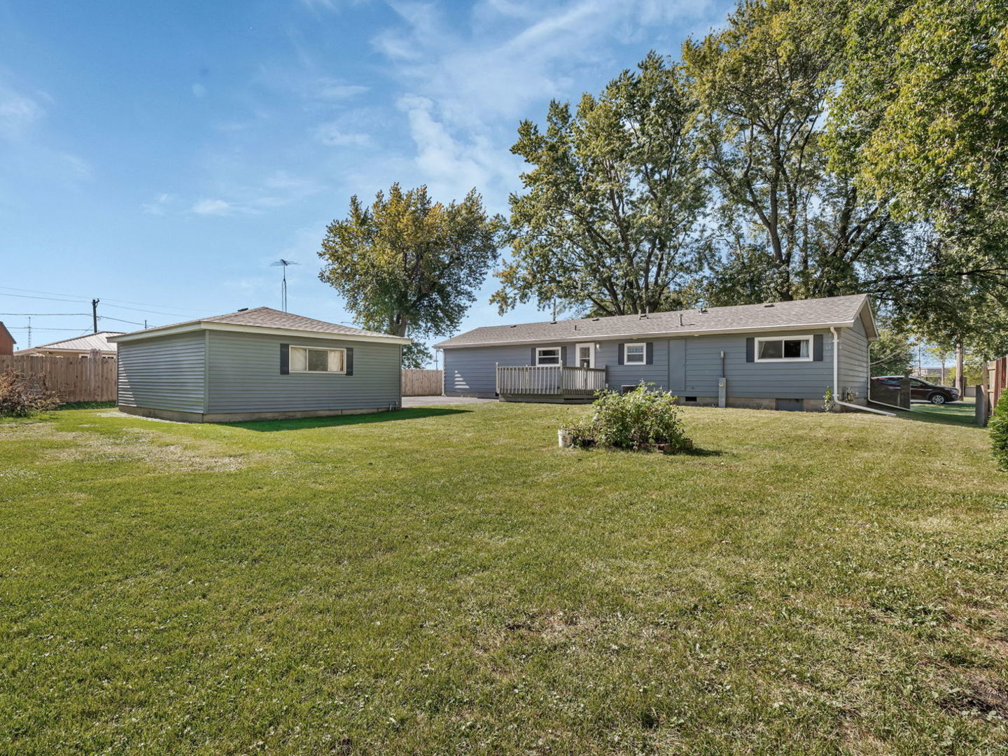 304 S EAST Street, Gardner, IL 60424