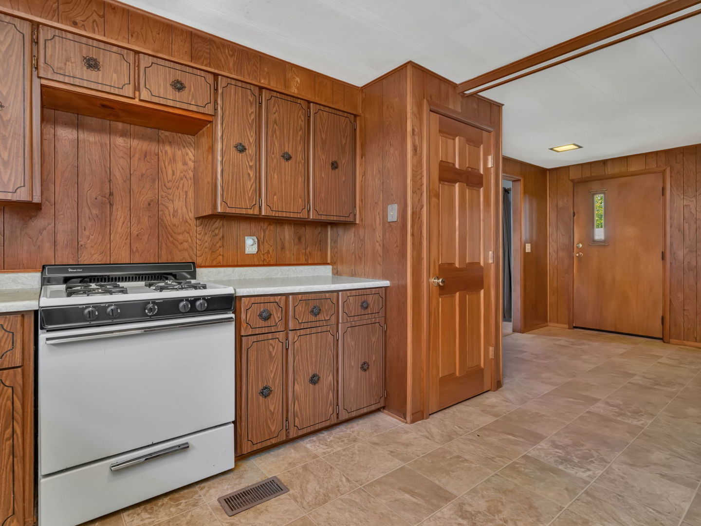 304 S EAST Street, Gardner, IL 60424