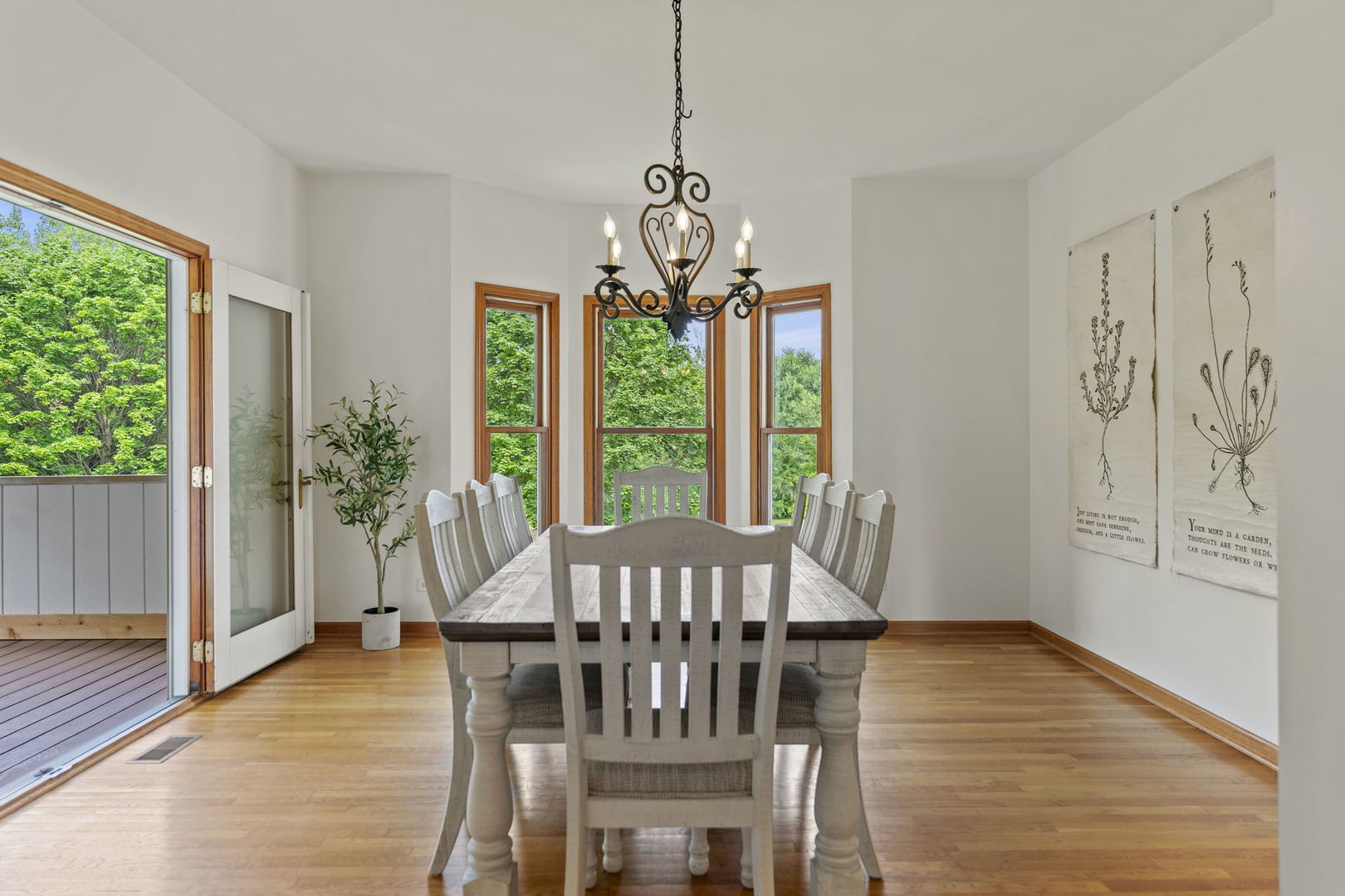 2505 Timberline Trail, Woodstock, IL 60098