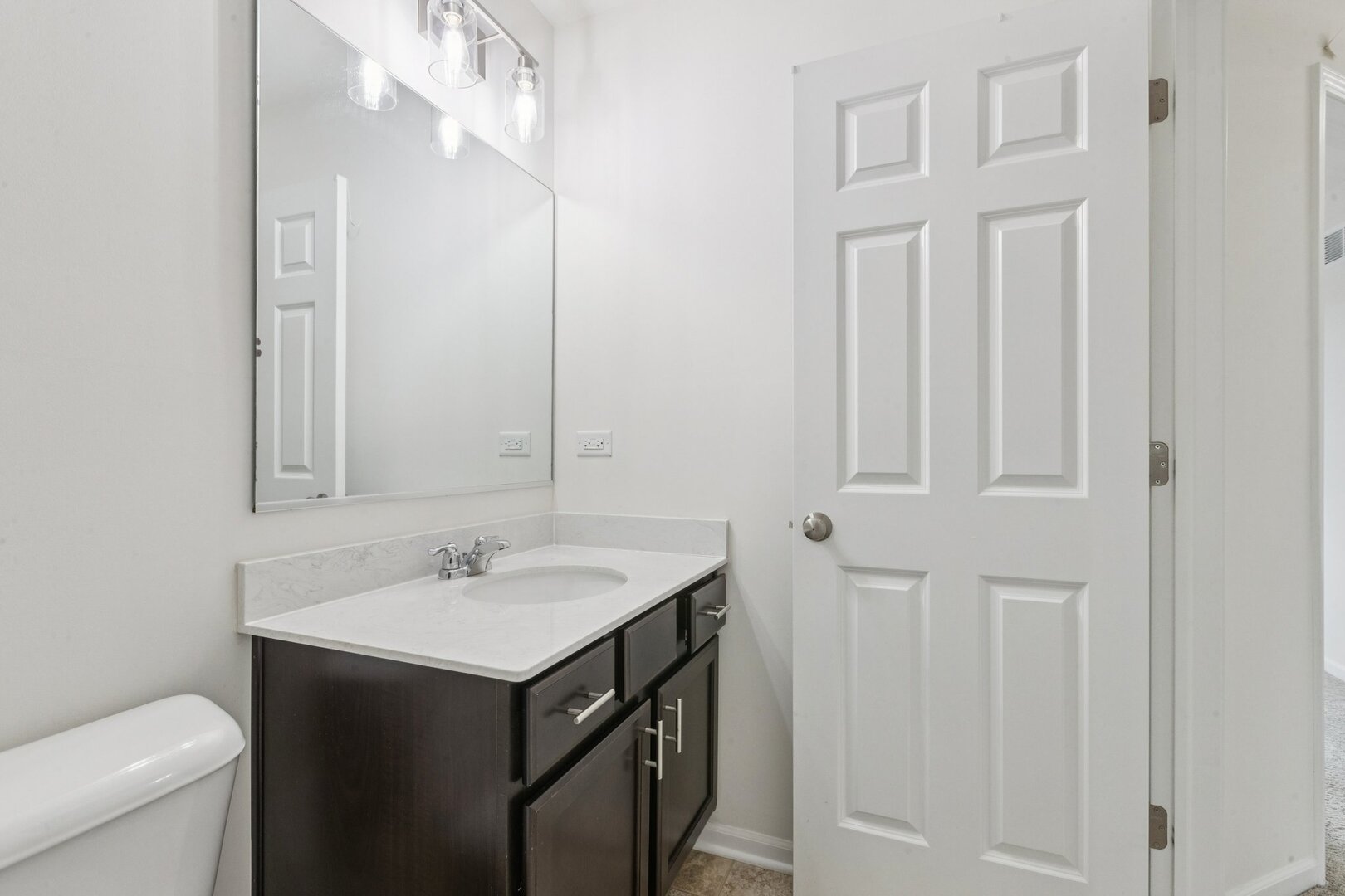 1911 Continental Avenue, Naperville, IL 60563