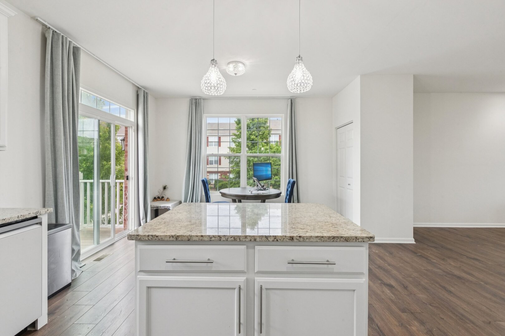 1911 Continental Avenue, Naperville, IL 60563