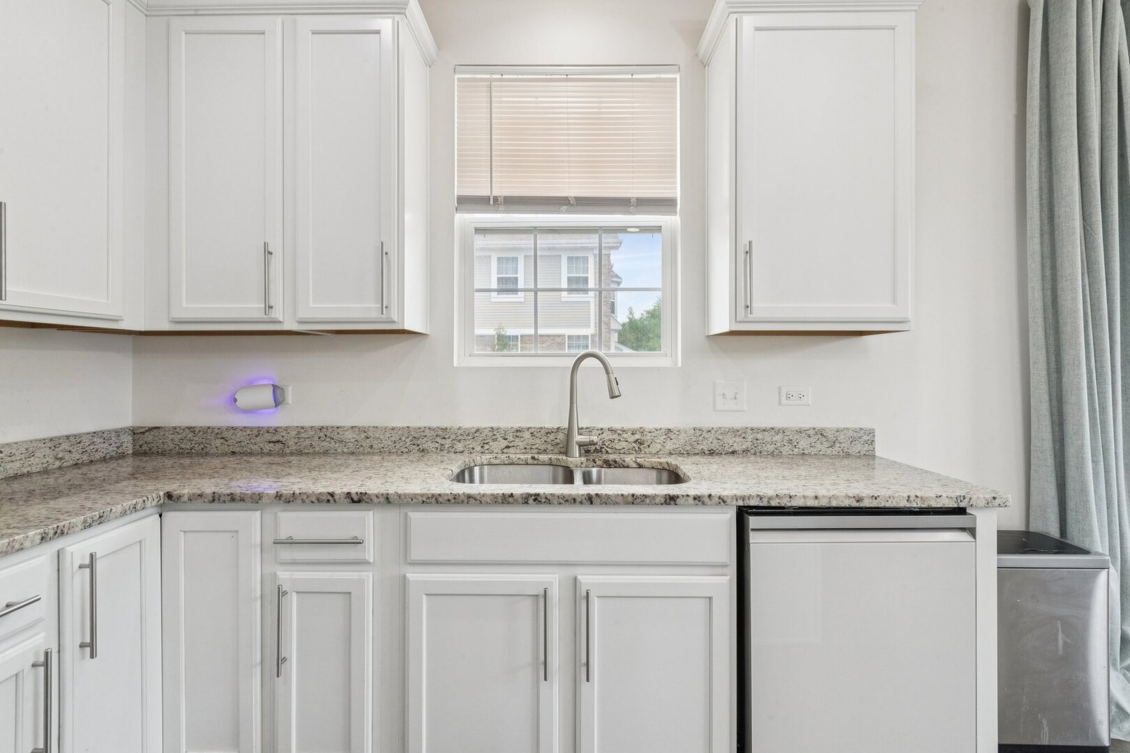 1911 Continental Avenue, Naperville, IL 60563