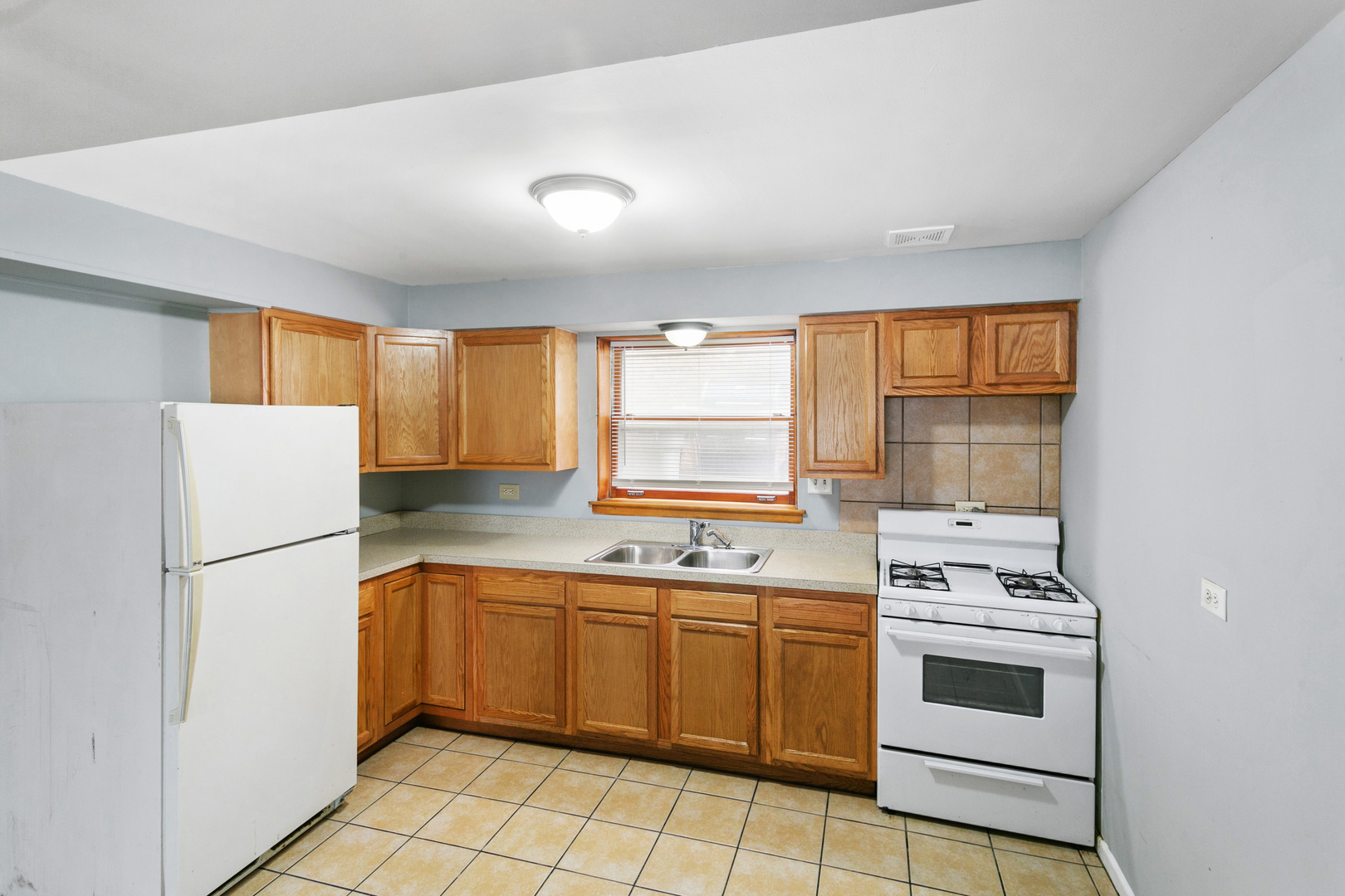805 N 22nd Avenue #1, Melrose Park, IL 60160
