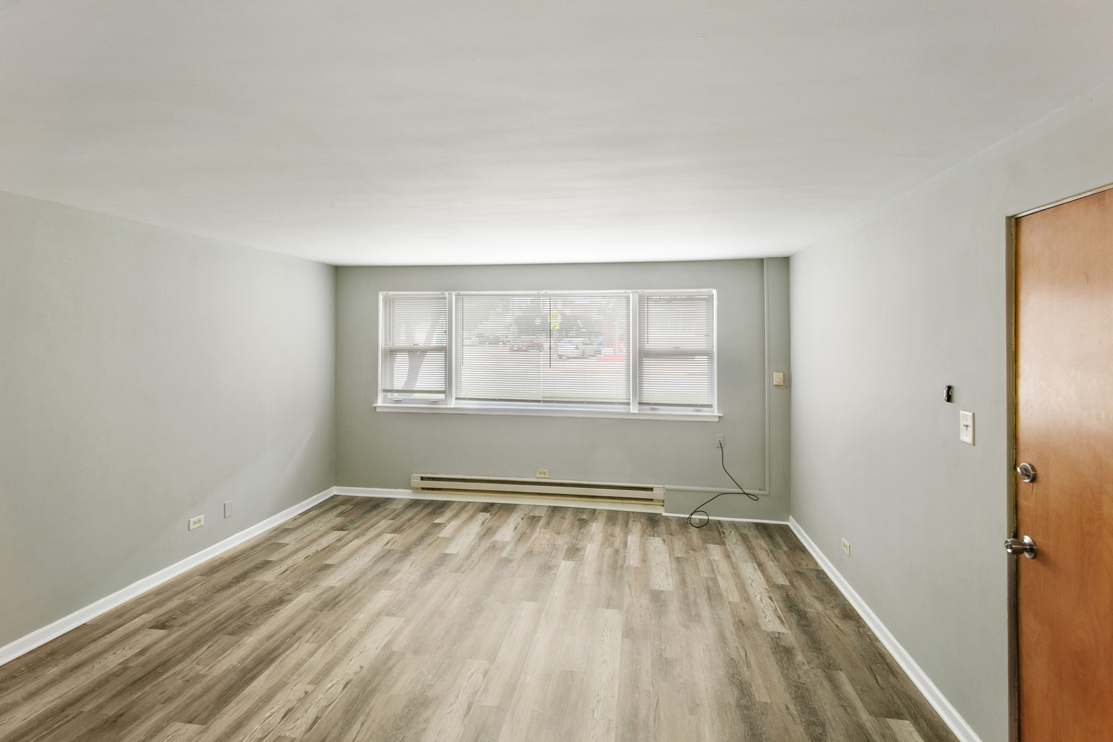 805 N 22nd Avenue #1, Melrose Park, IL 60160