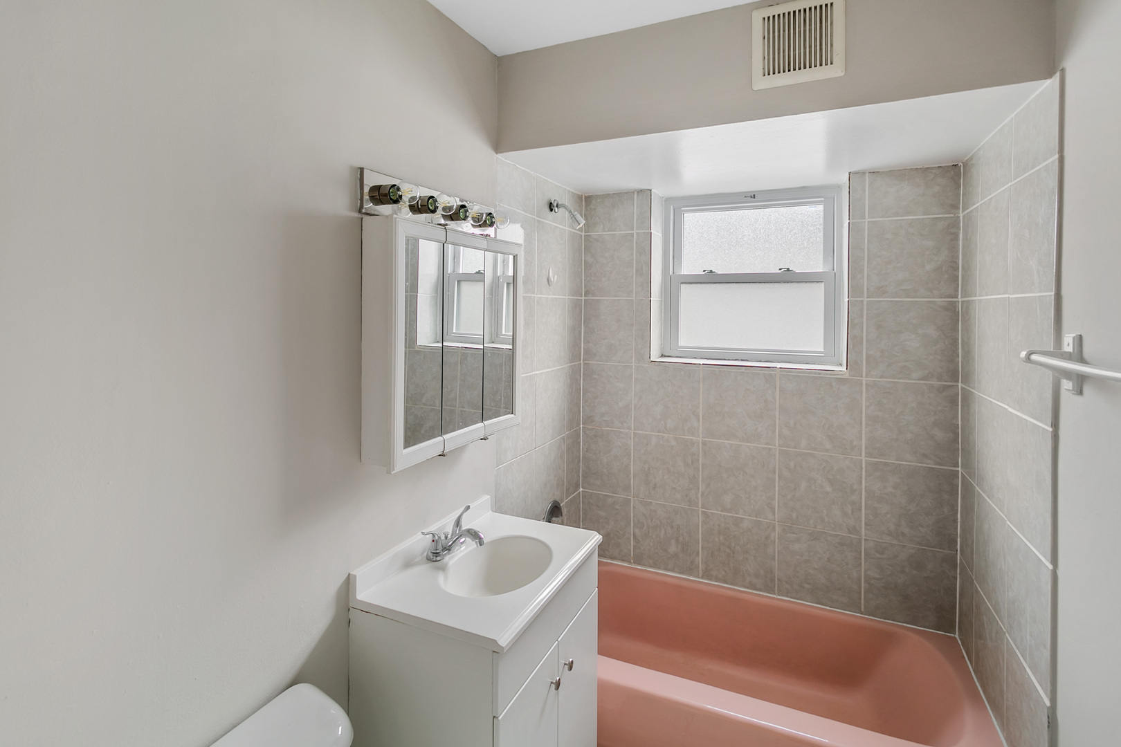 805 N 22nd Avenue #4, Melrose Park, IL 60160
