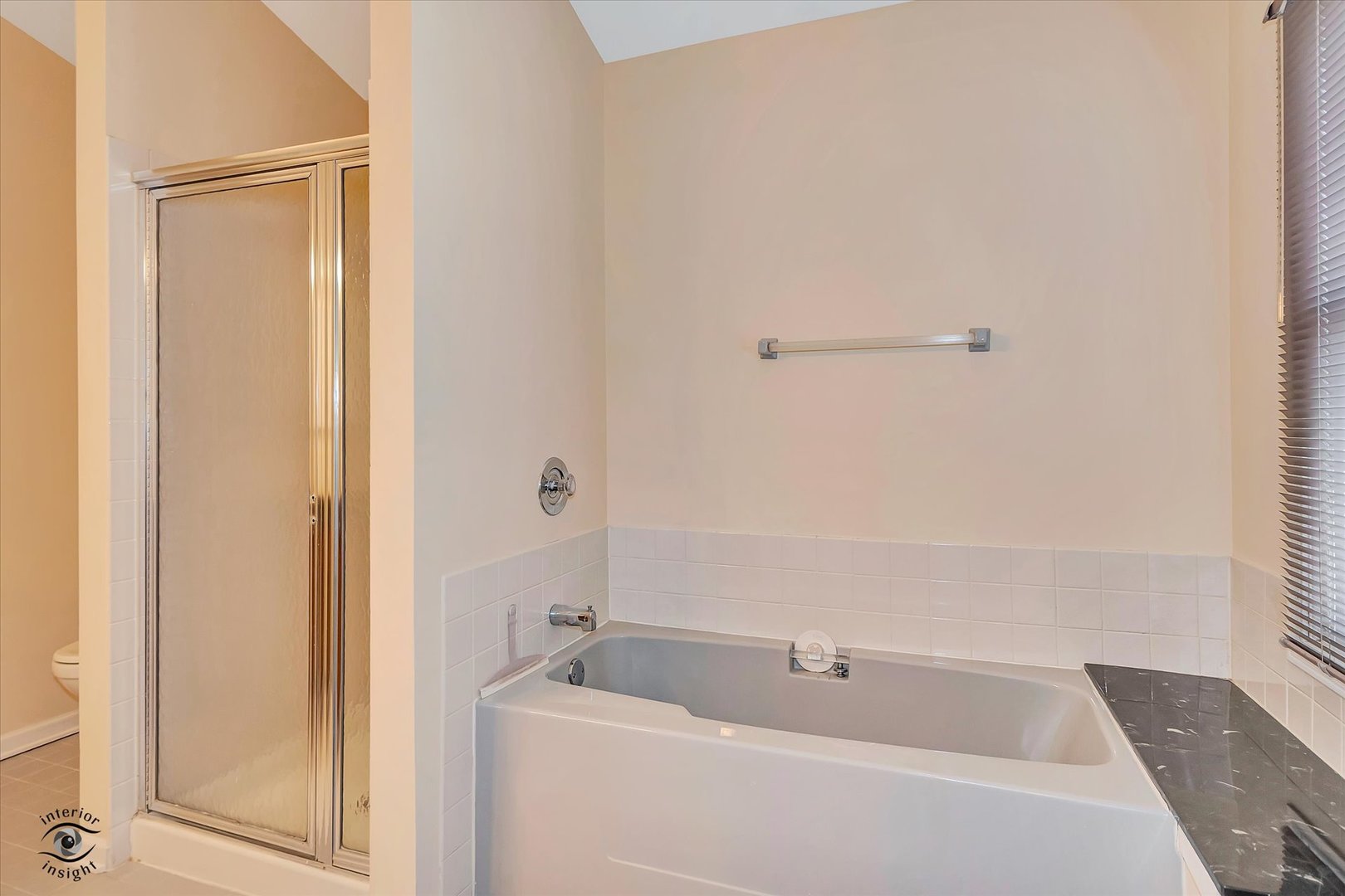 1114 TENNYSON Lane, Naperville, IL 60540