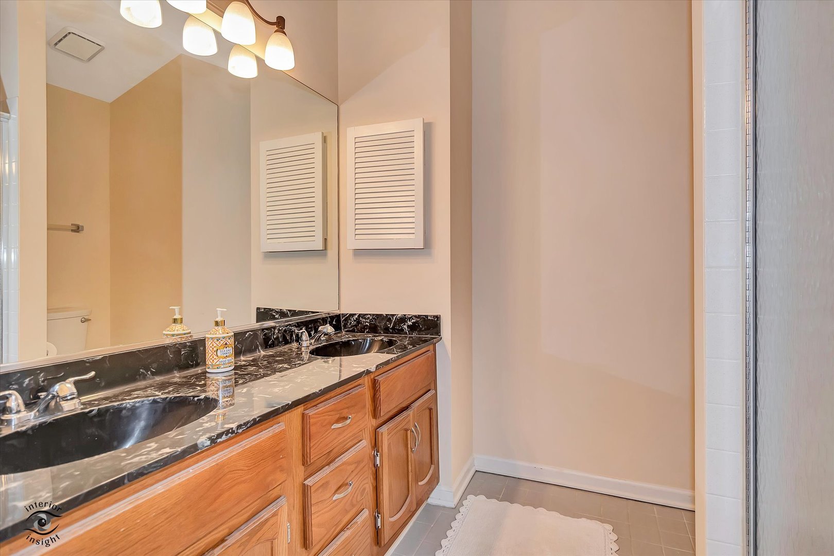 1114 TENNYSON Lane, Naperville, IL 60540