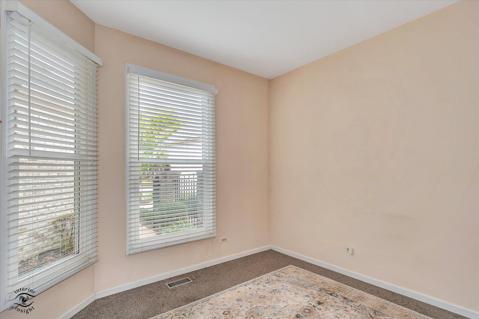 1114 TENNYSON Lane, Naperville, IL 60540