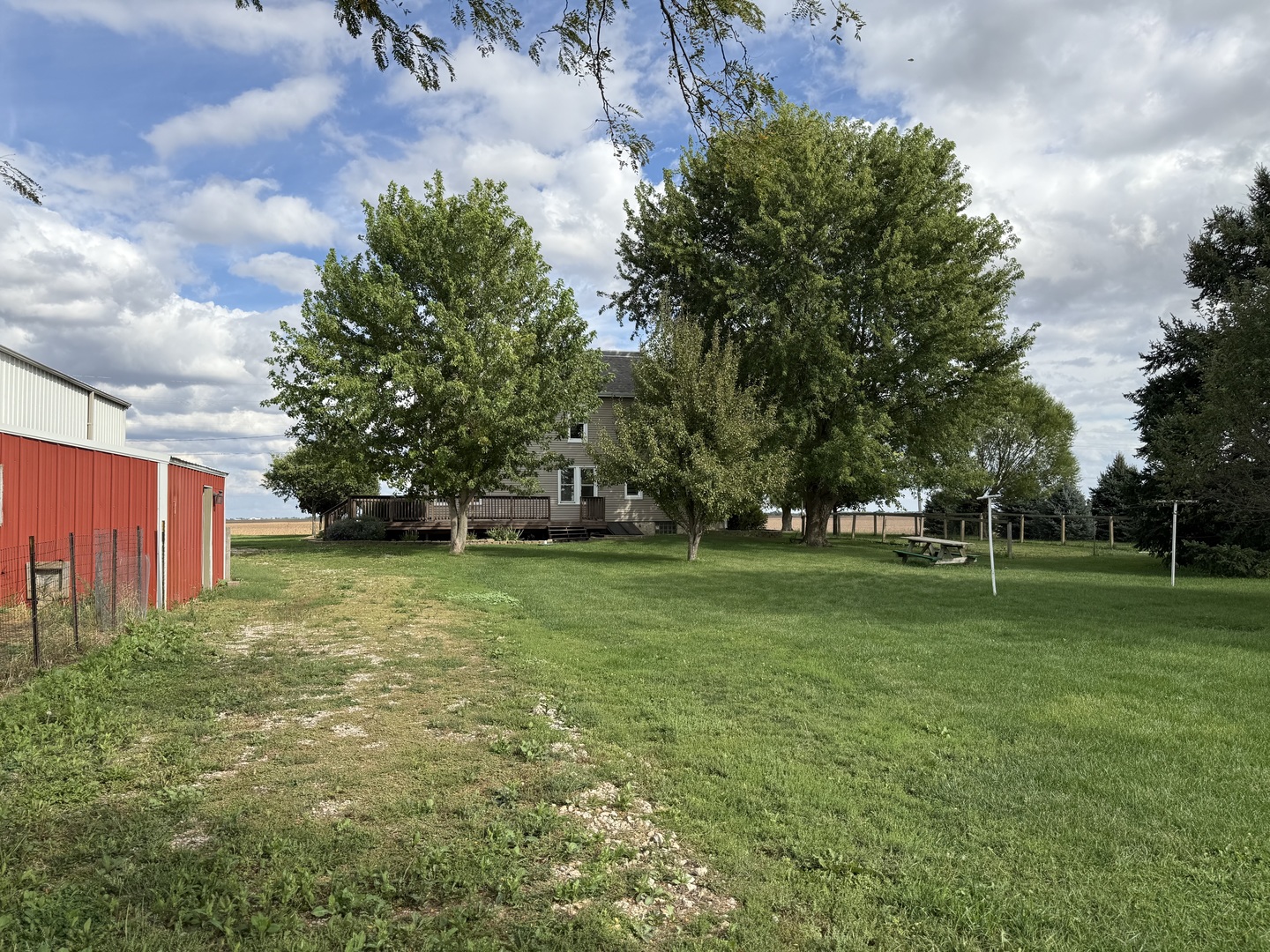4731 E 10th Road, Earlville, IL 60518