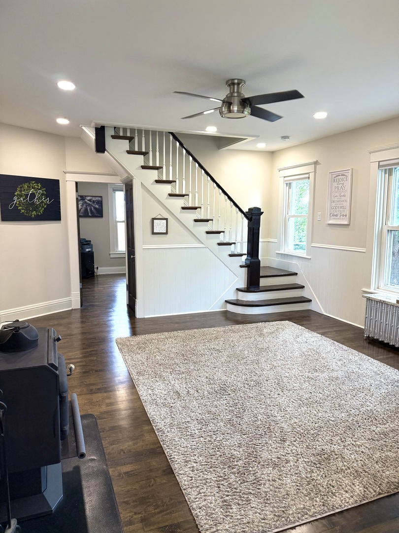 4731 E 10th Road, Earlville, IL 60518
