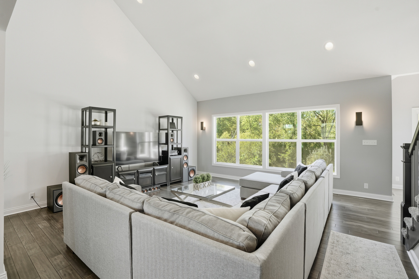 2438 Braeburn Place, Schererville, IN 46375