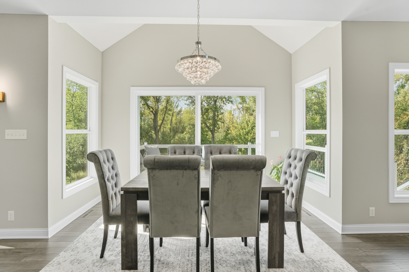 2438 Braeburn Place, Schererville, IN 46375
