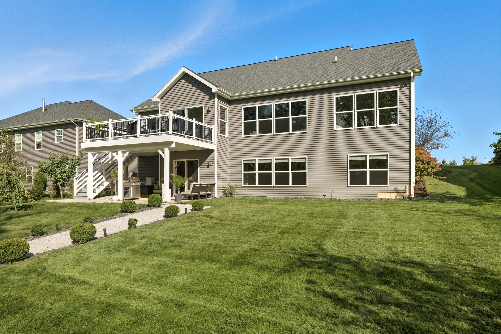 2438 Braeburn Place, Schererville, IN 46375