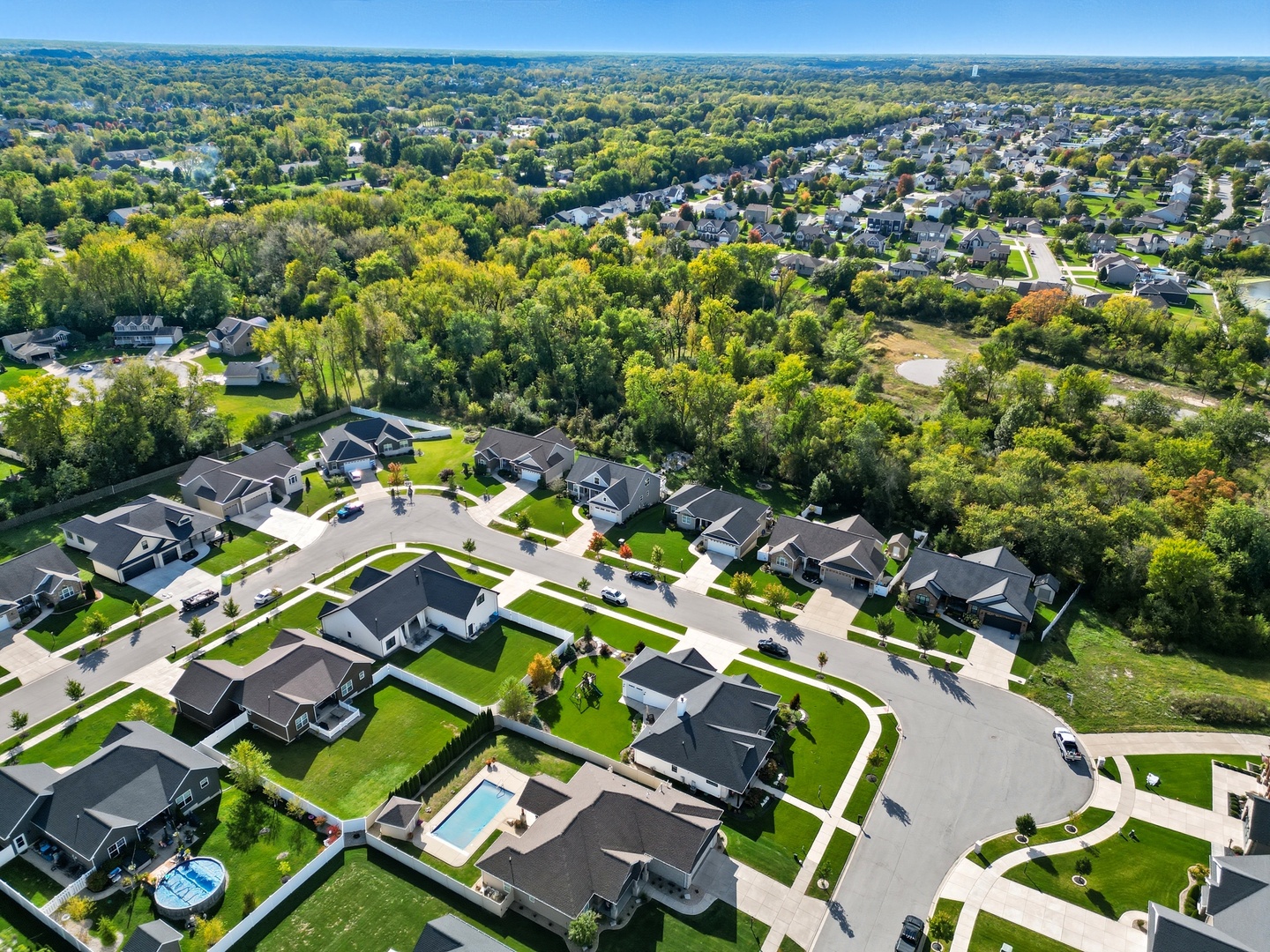 2438 Braeburn Place, Schererville, IN 46375