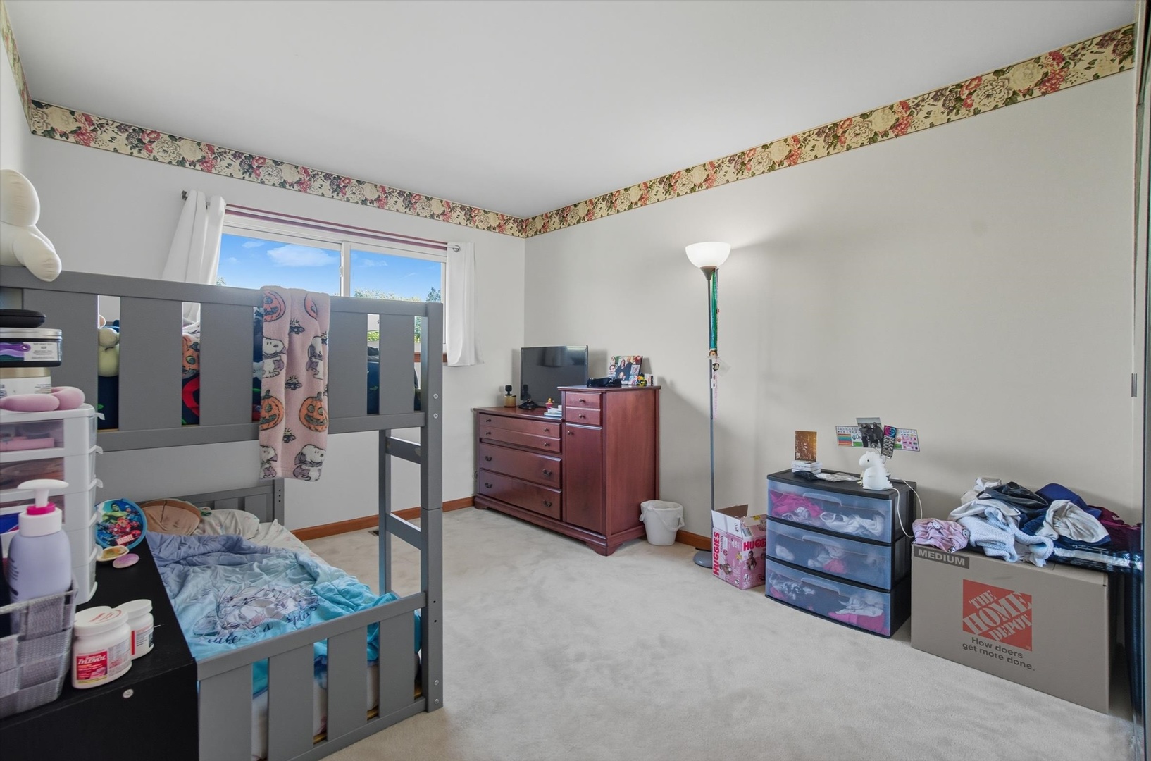 232 W Beech Drive, Schaumburg, IL 60193