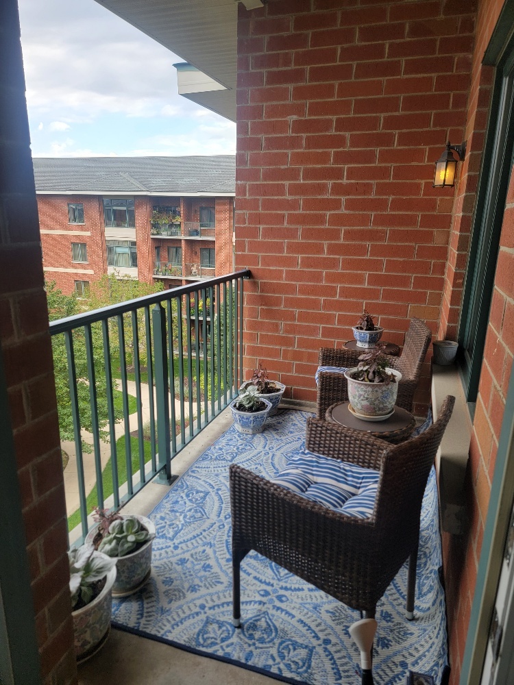 855 E 22nd Street #416, Lombard, IL 60148