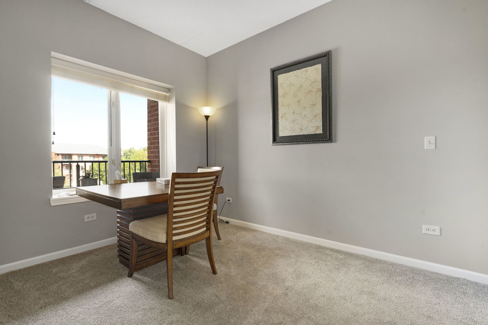 855 E 22nd Street #416, Lombard, IL 60148
