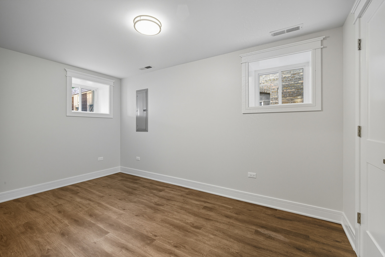 6109 W Berenice Avenue, Chicago, IL 60634