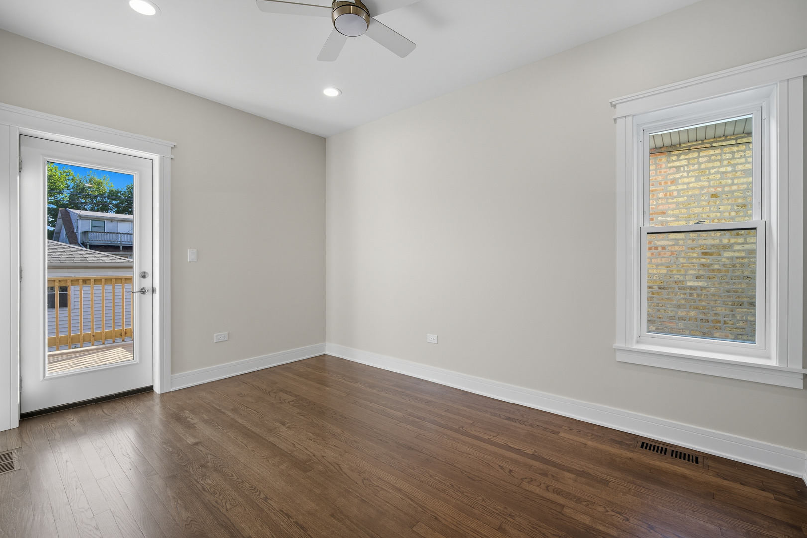 6109 W Berenice Avenue, Chicago, IL 60634
