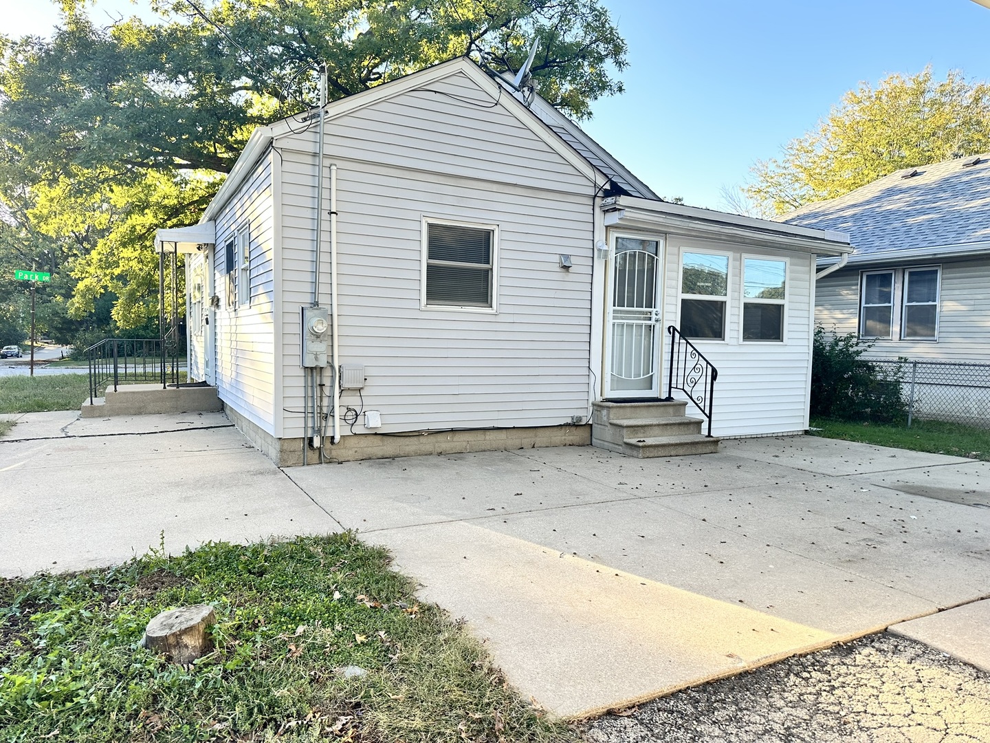 1061 Cottage Place, Joliet, IL 60436
