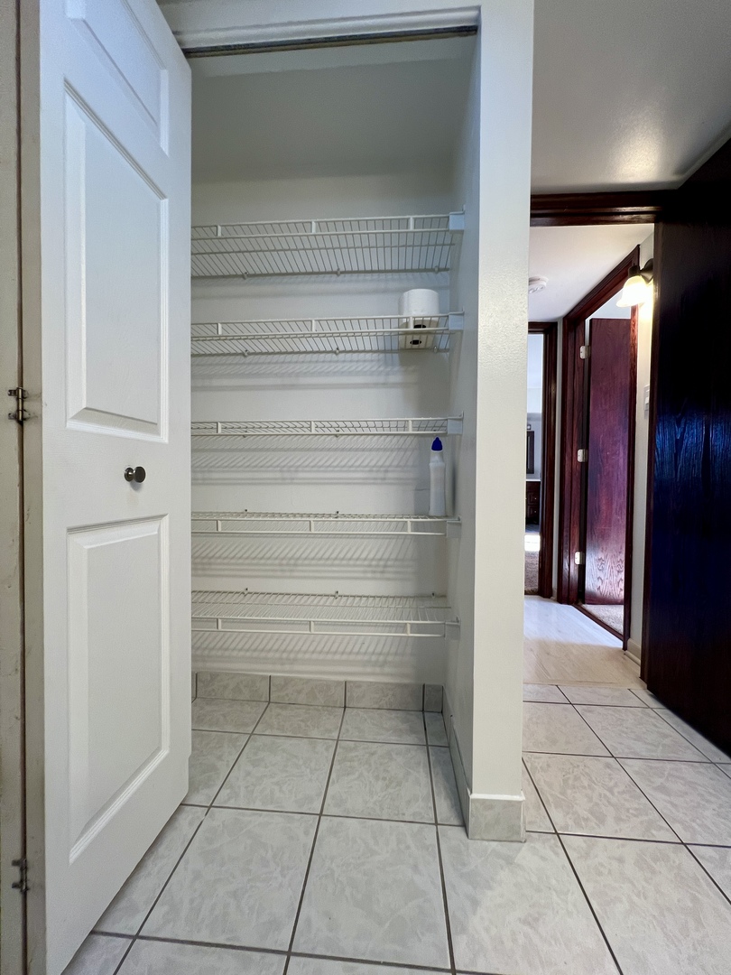 5985 Lakeside Place #302, Tinley Park, IL 60477