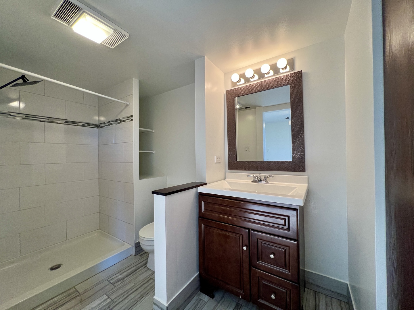 5985 Lakeside Place #302, Tinley Park, IL 60477