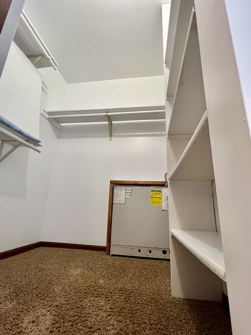 5985 Lakeside Place #302, Tinley Park, IL 60477
