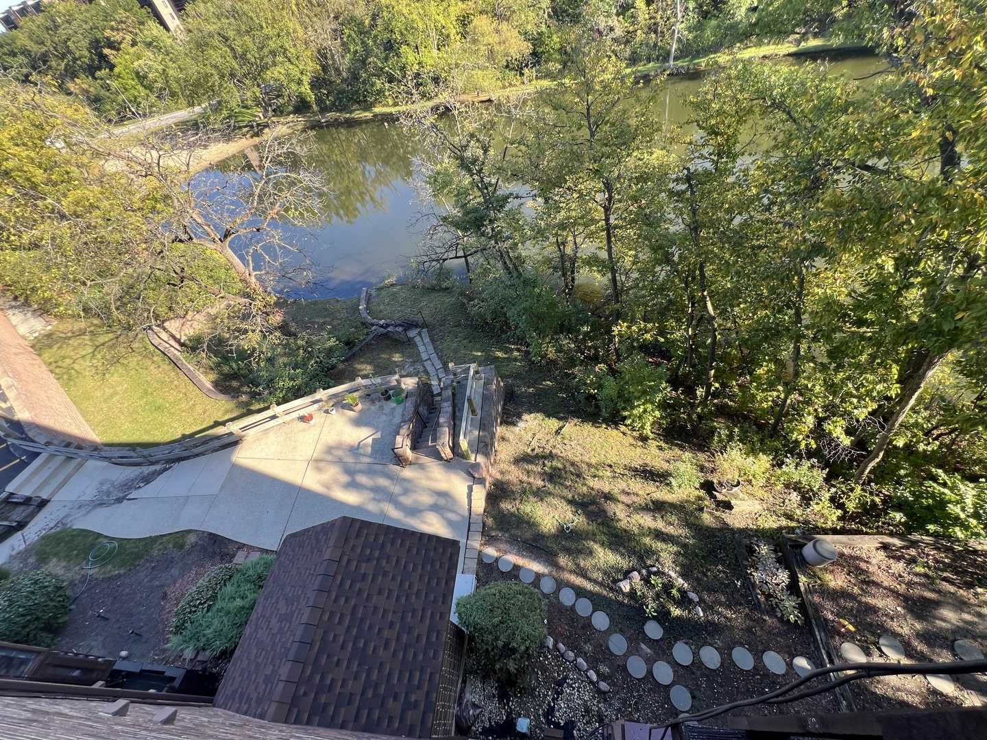 5985 Lakeside Place #302, Tinley Park, IL 60477