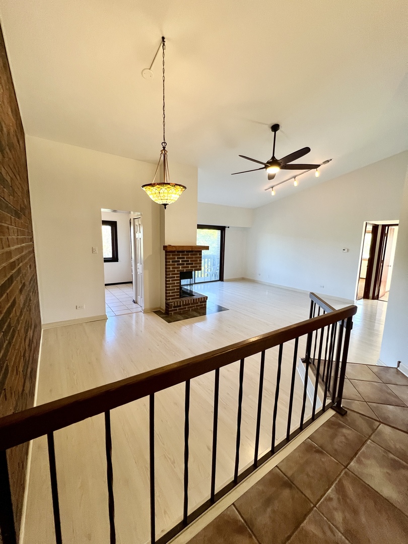 5985 Lakeside Place #302, Tinley Park, IL 60477