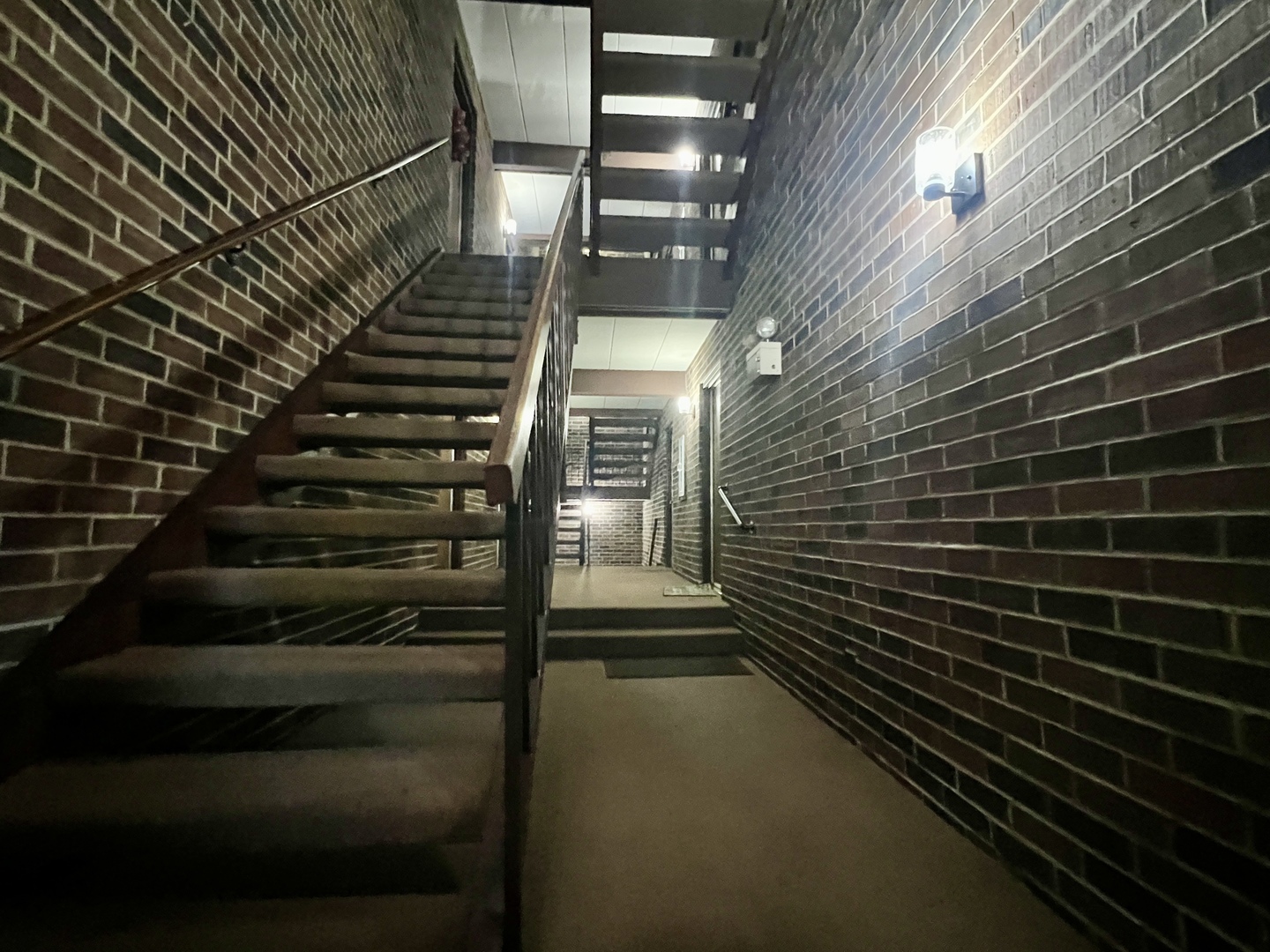 5985 Lakeside Place #302, Tinley Park, IL 60477