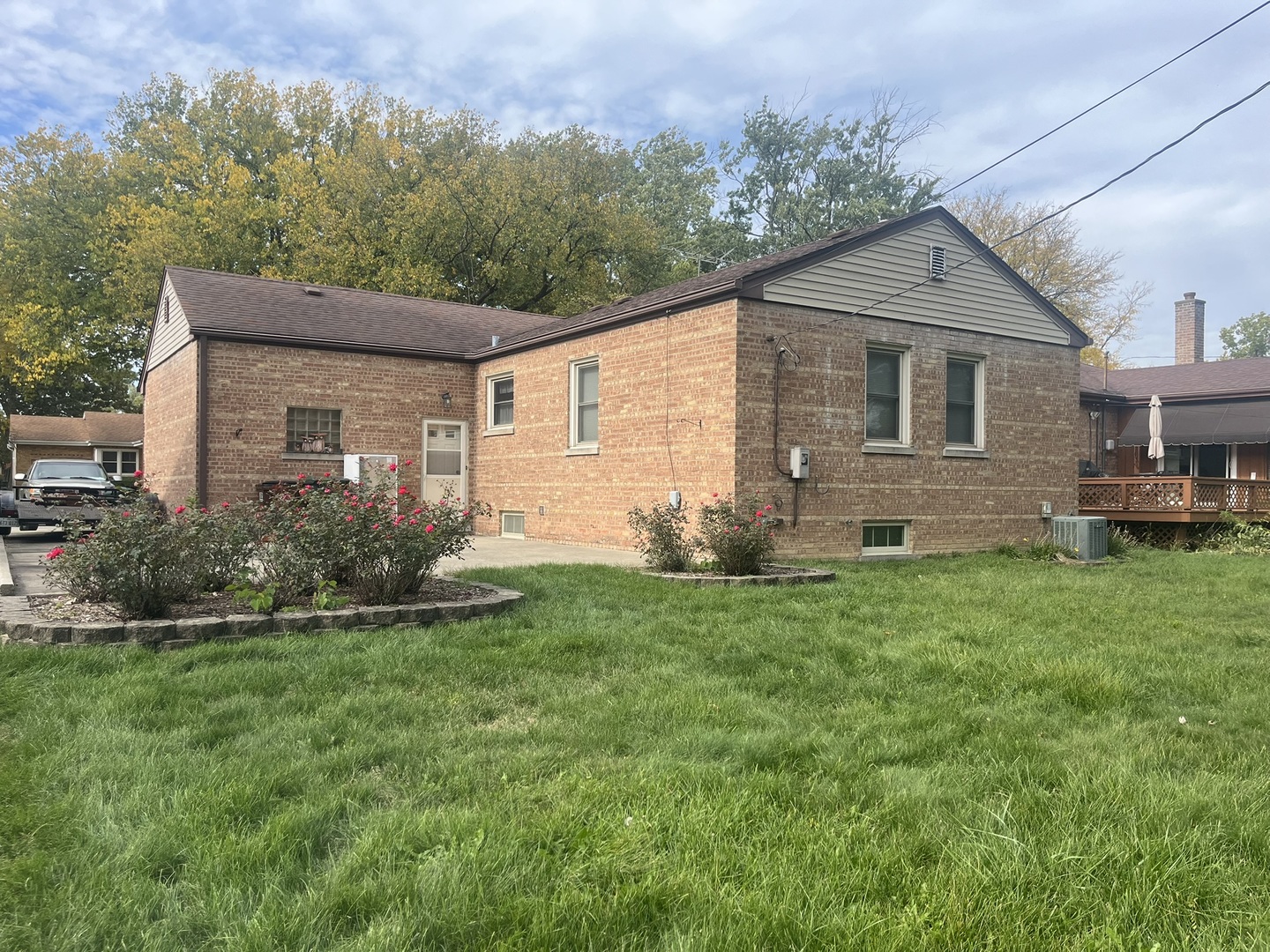 18521 Highland Avenue, Homewood, IL 60430