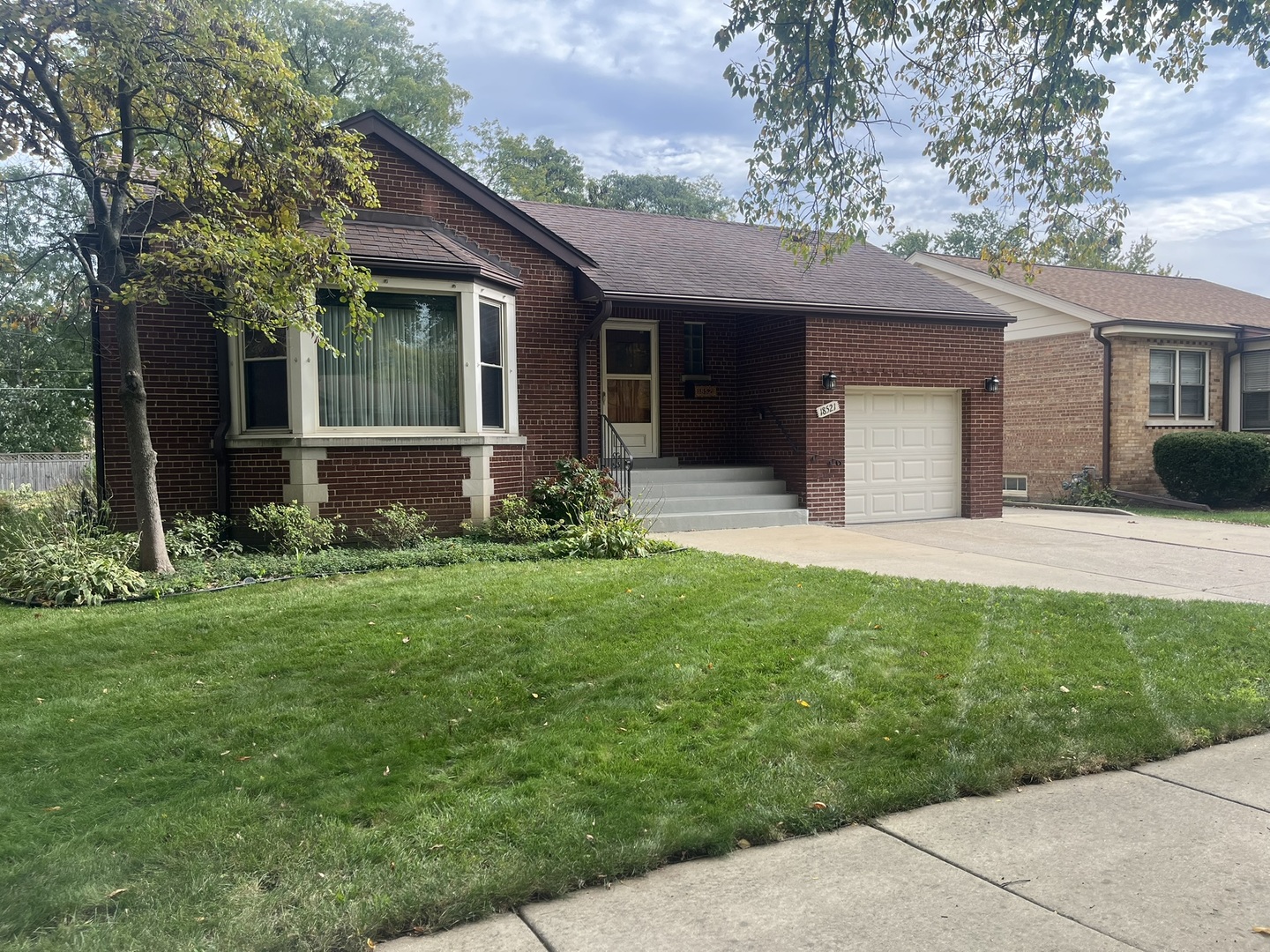 18521 Highland Avenue, Homewood, IL 60430