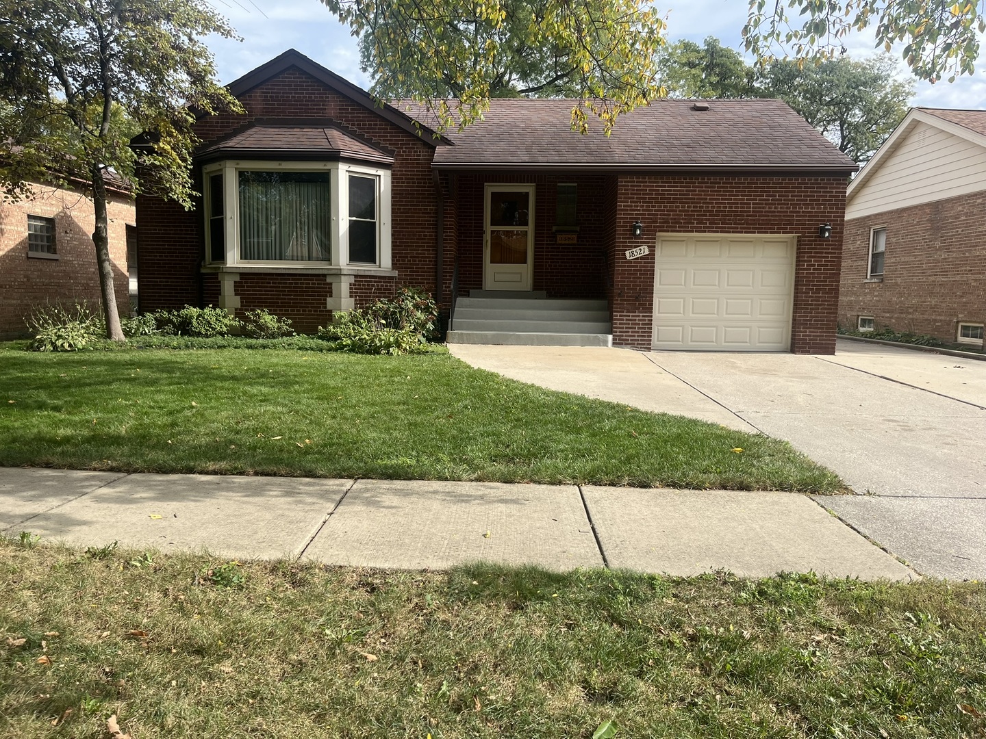 18521 Highland Avenue, Homewood, IL 60430