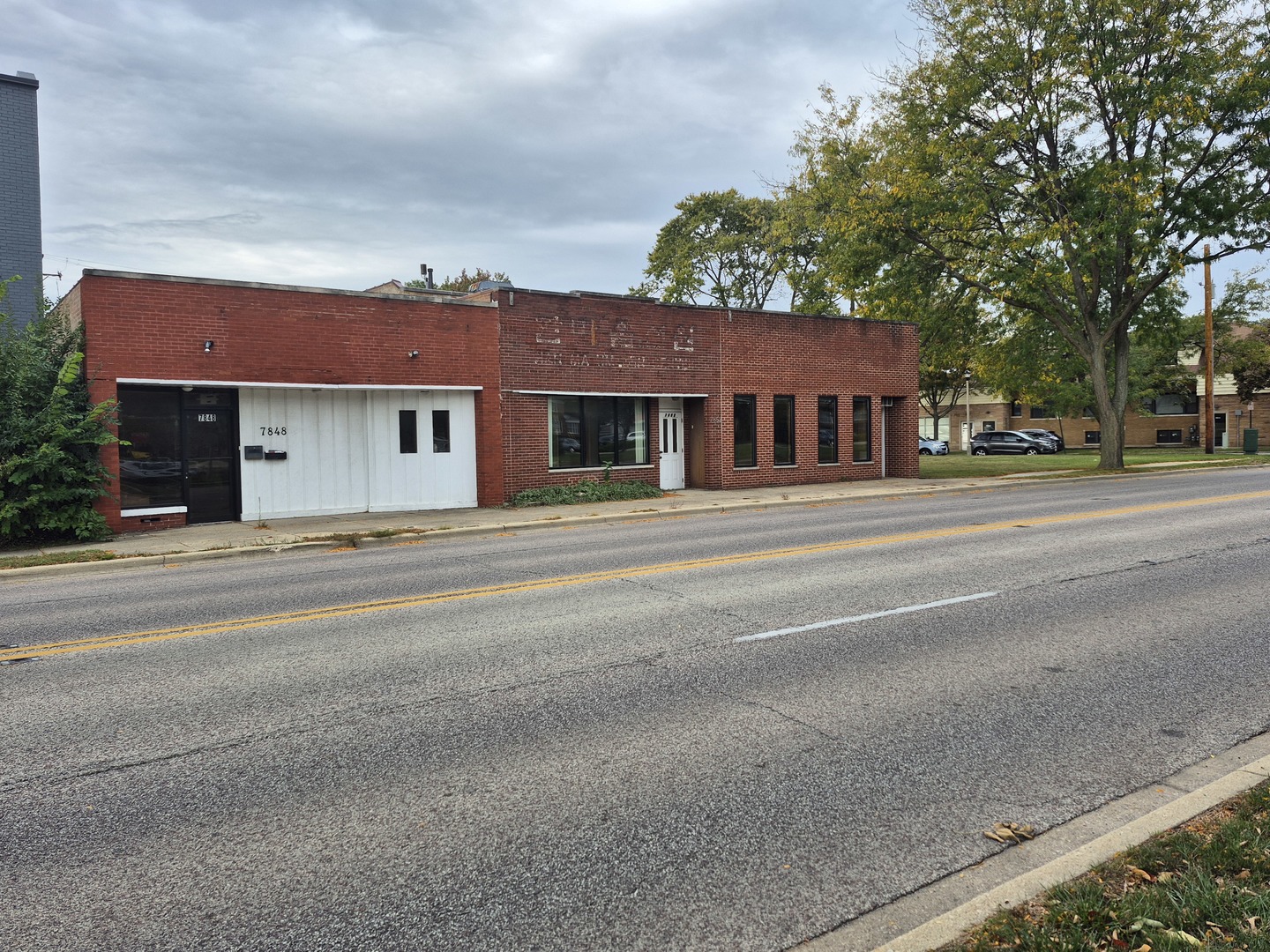 7848 Lincoln Avenue, Skokie, IL 60077