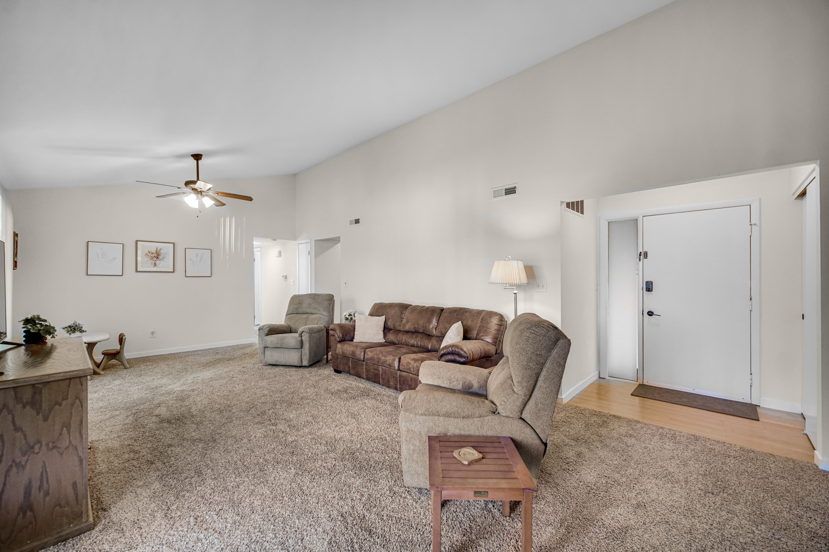 5202 Winslow Circle #C, McHenry, IL 60050