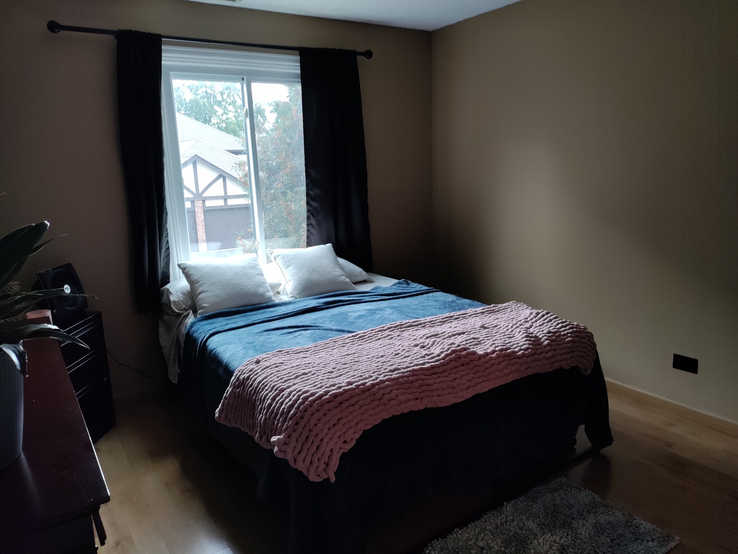 11126 Cottonwood Drive #11D, Palos Hills, IL 60465