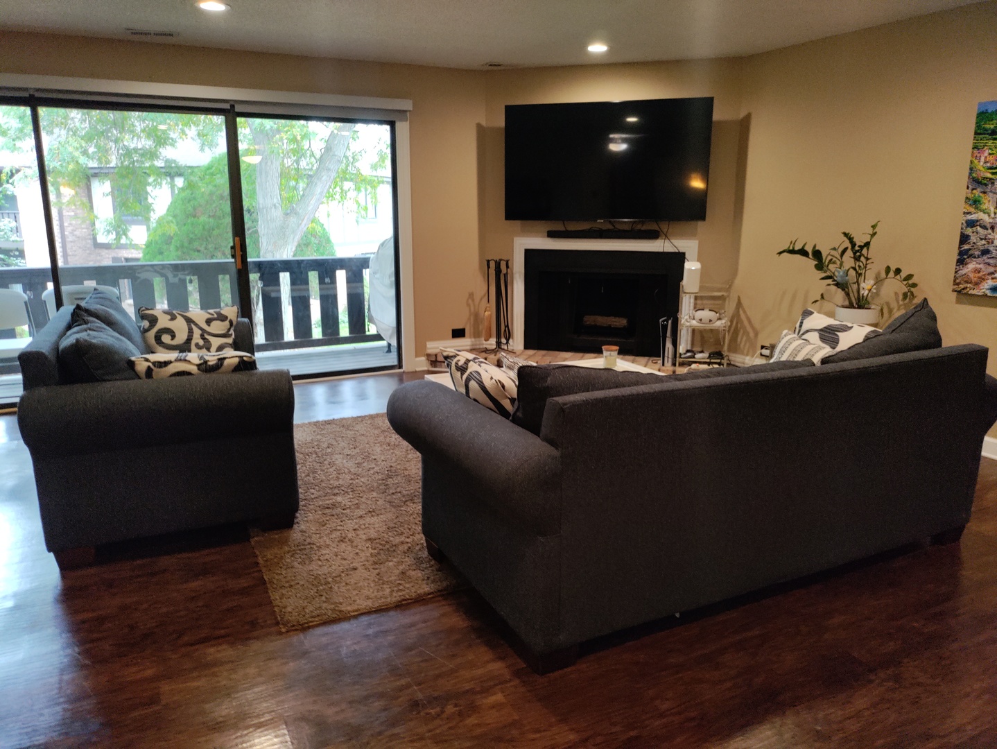 11126 Cottonwood Drive #11D, Palos Hills, IL 60465