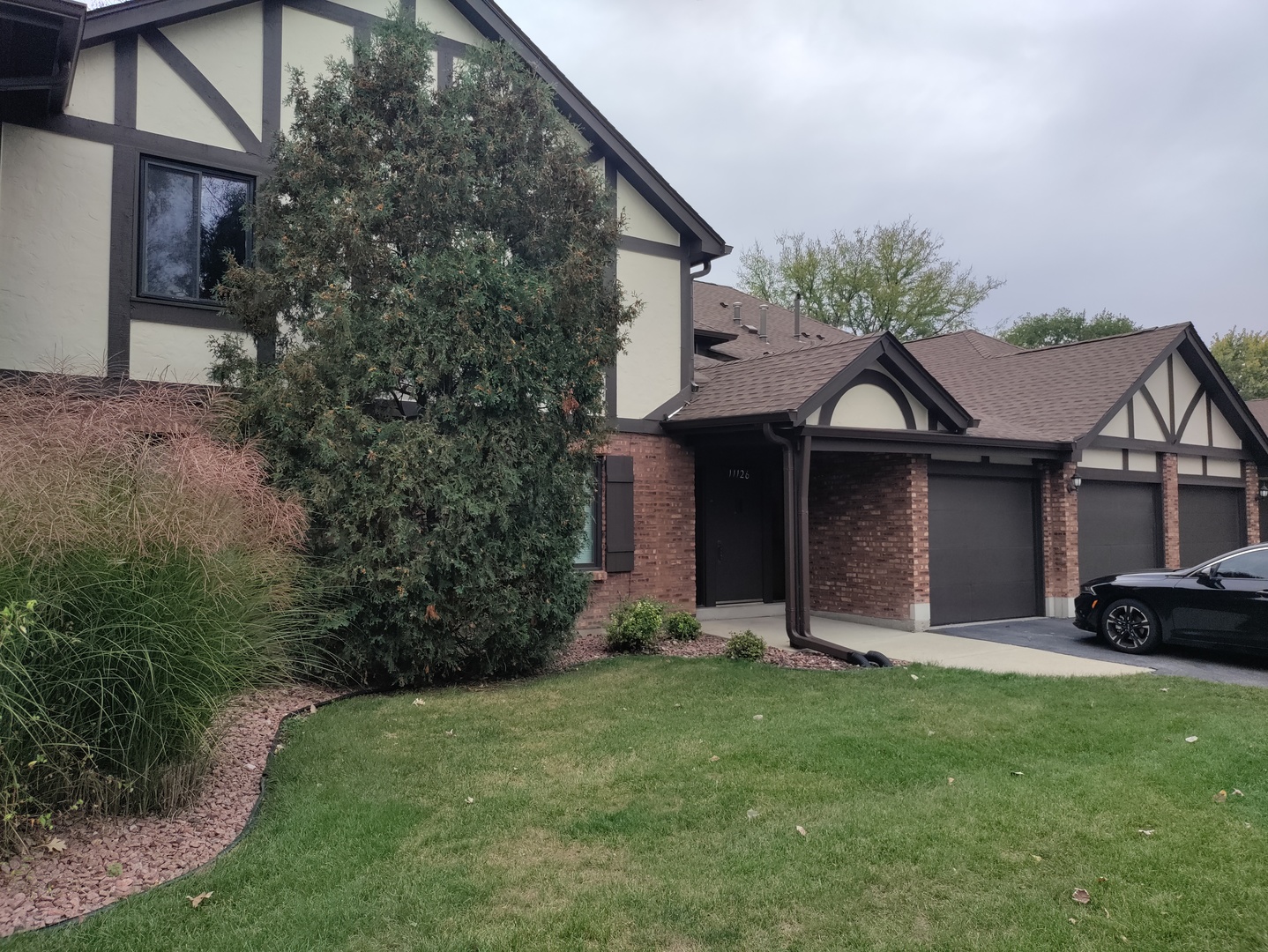 11126 Cottonwood Drive #11D, Palos Hills, IL 60465