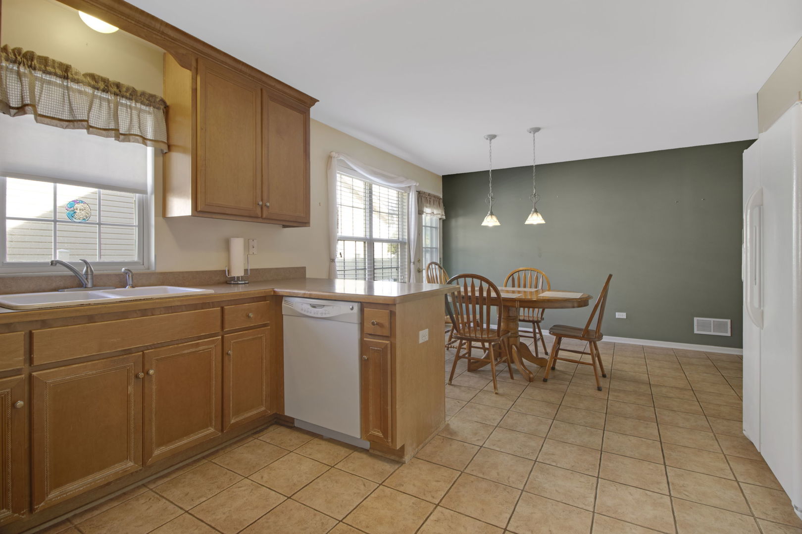 1403 Coral Bell Drive, Joliet, IL 60435