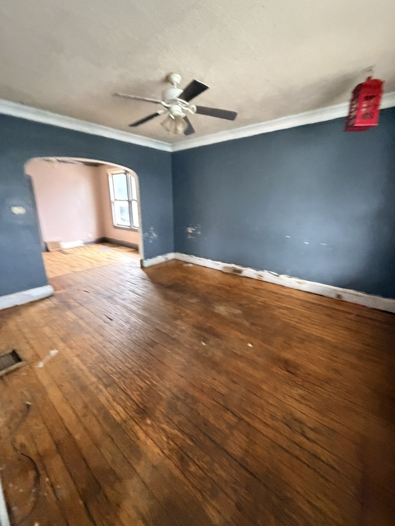 13813 S Halsted Street, Riverdale, IL 60827