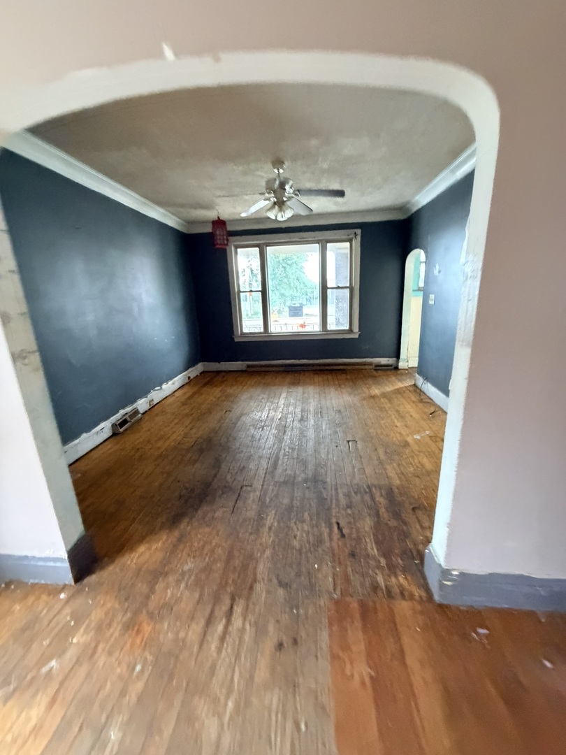 13813 S Halsted Street, Riverdale, IL 60827