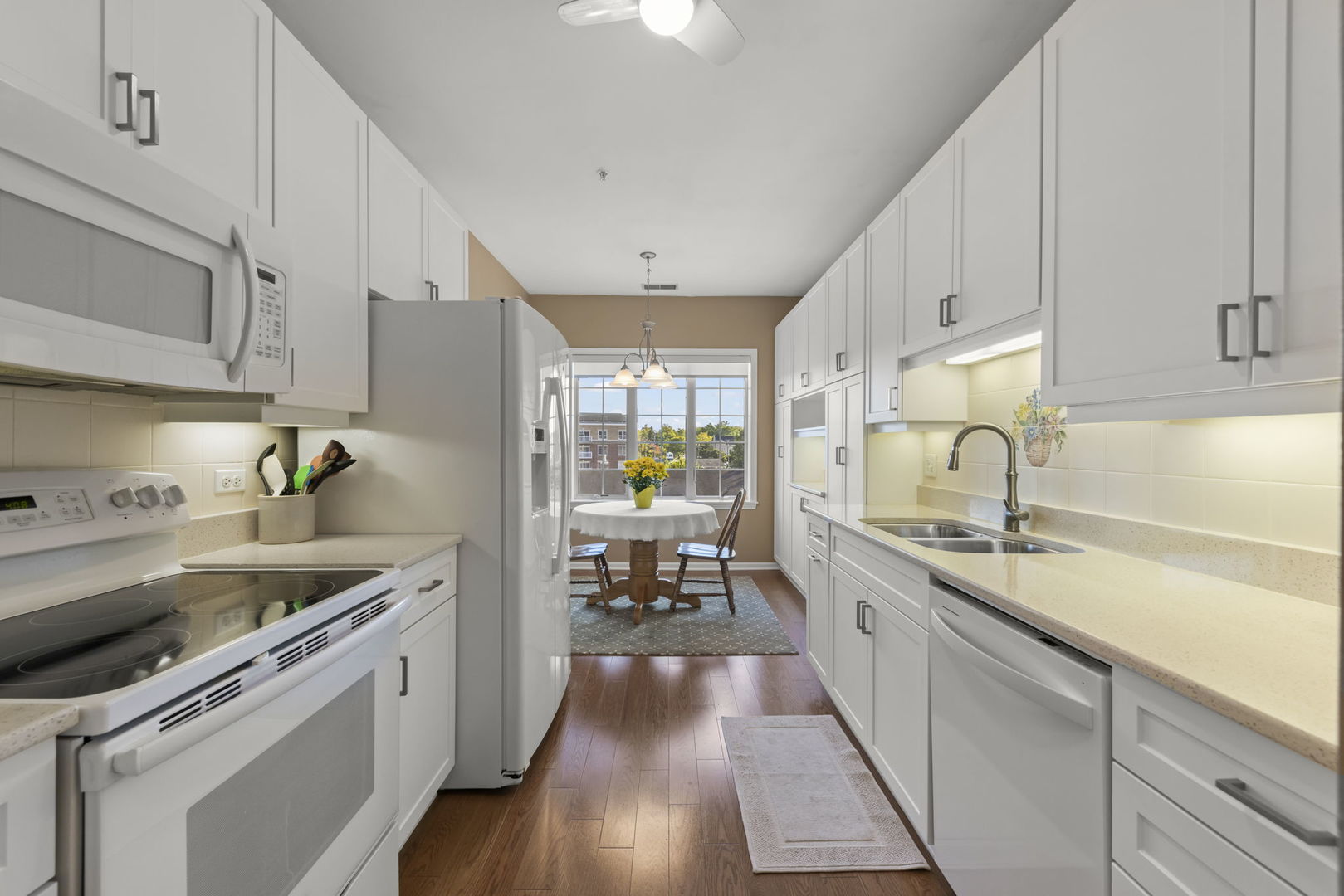 501 Forest Avenue #508, Glen Ellyn, IL 60137